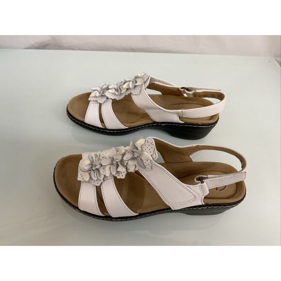 Clarks Women's Merliah Sheryl Leather Strappy Wedge Heels Shoes Size 8.5 D NIB - Picture 2 of 7